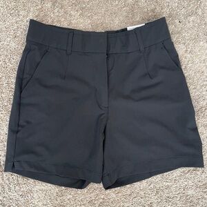 Nike Dri Fit Golf Shorts 5" inseam Size Small